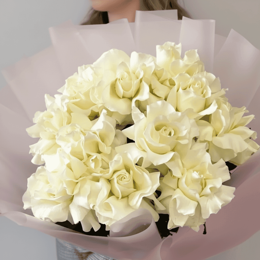 13 французских роз (цвет на выбор) — фото 3 — купить в Сочи — фото 3