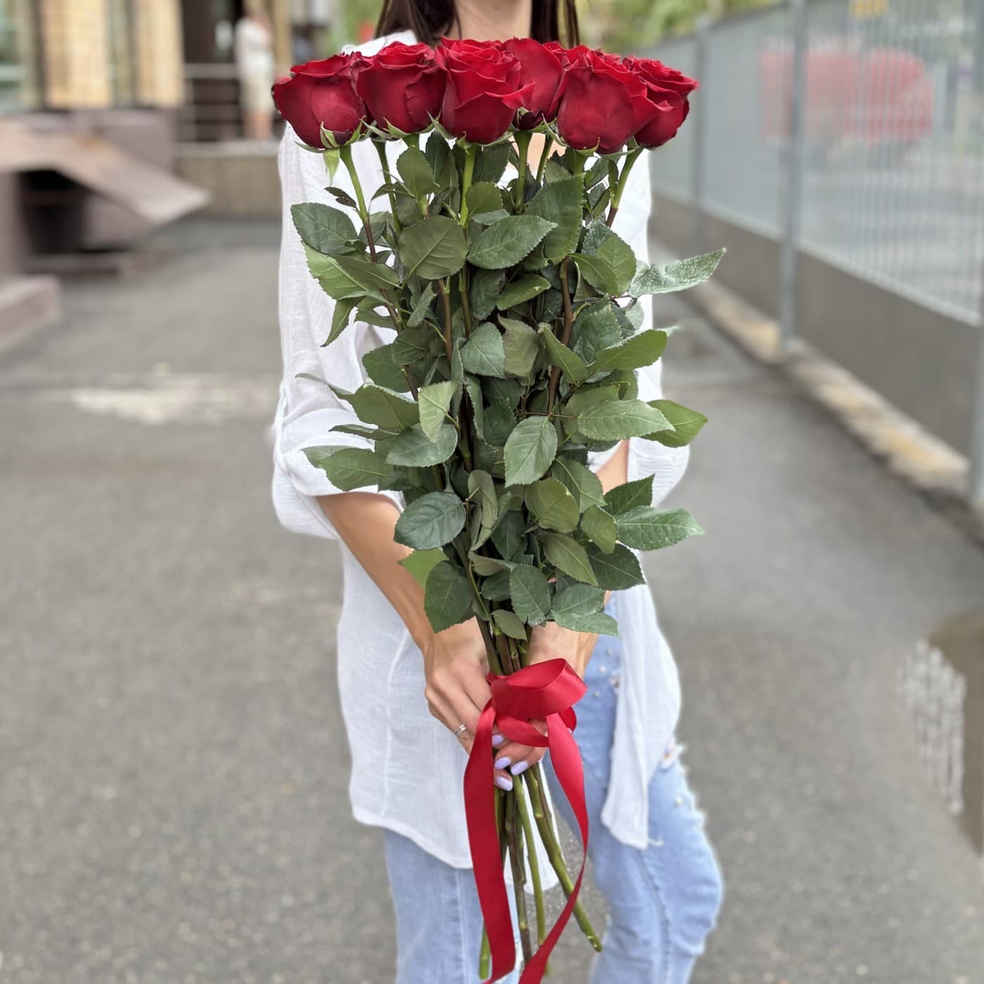 15 эквадорских роз 80 см (цвет на выбор) — фото 2 — купить в Сочи — фото 2