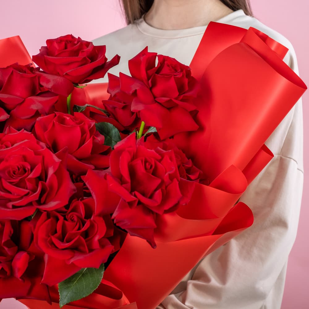 15 французских роз с эвкалиптом (цвет на выбор) — фото 3 — купить в Сочи — фото 3