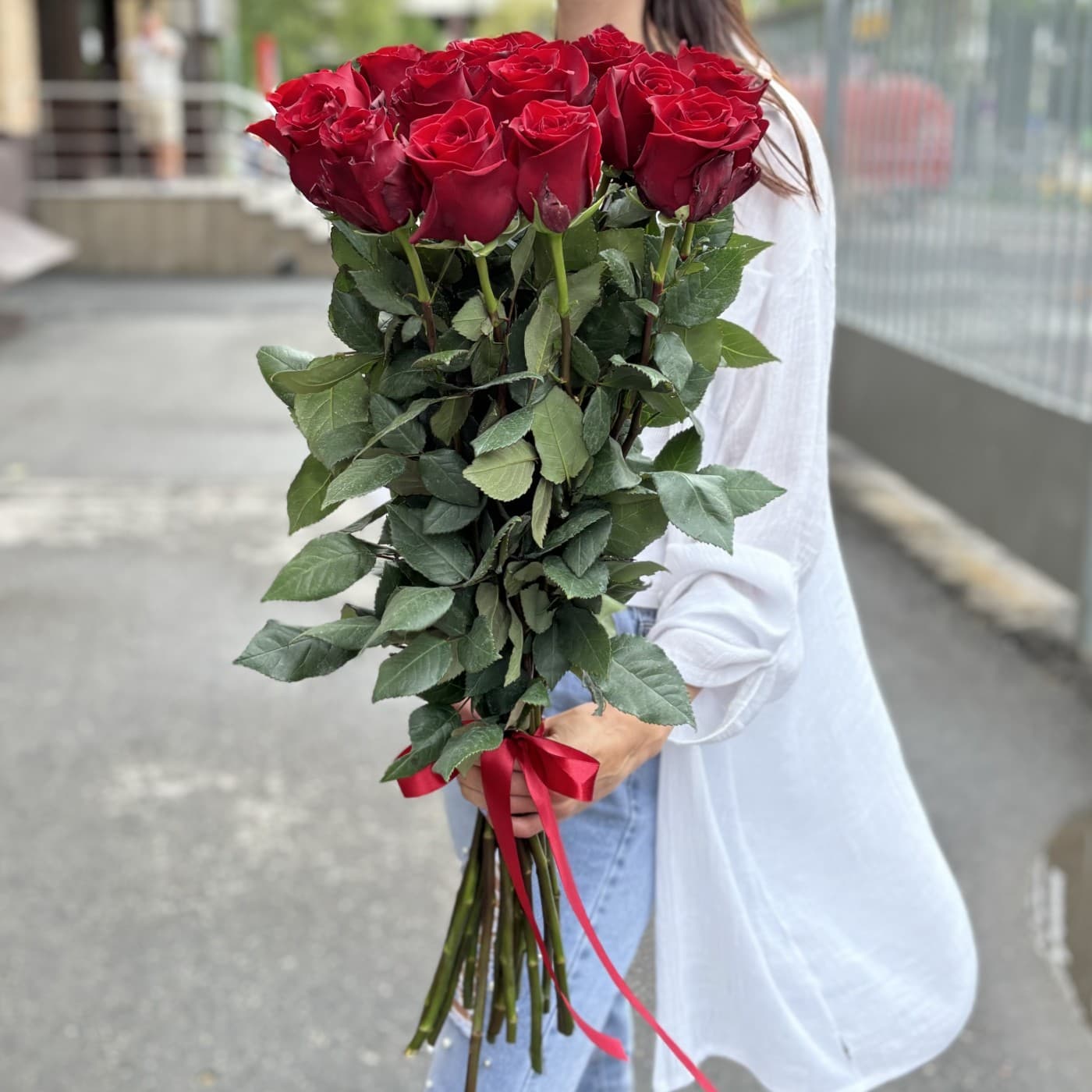 15 голландских роз 80 см (цвет на выбор) — фото 3 — купить в Краснодаре — фото 3