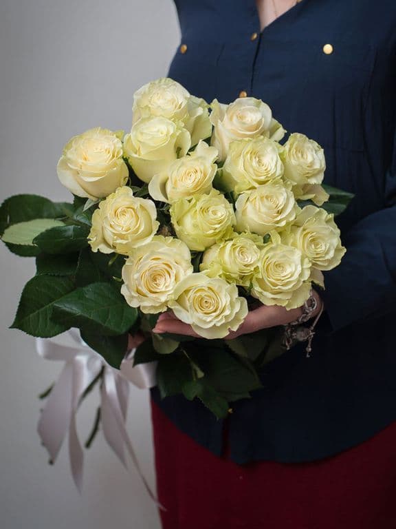 15 РОЗ — фото 1 — купить в Волгограде