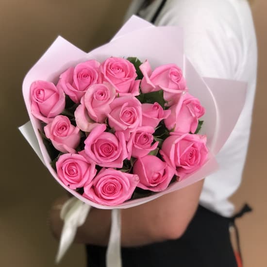 15 розовых роз "Classic" — купить в Сочи
