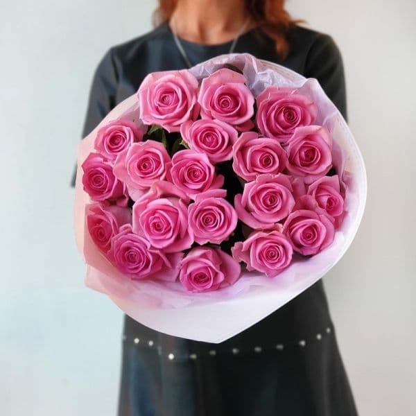19 розовых роз — фото 2 — купить в Краснодаре — фото 2
