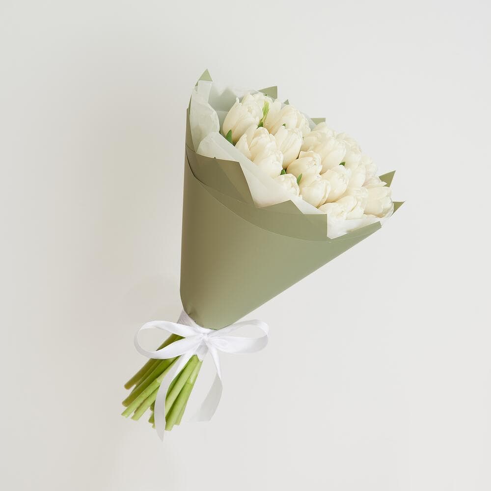 25 белых тюльпанов — фото 5 — купить в Краснодаре — фото 5