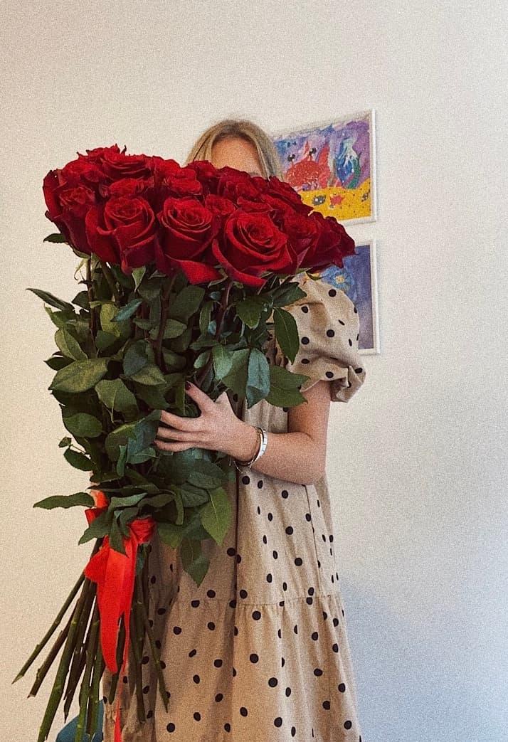 25 красных голландских роз — купить в Краснодаре