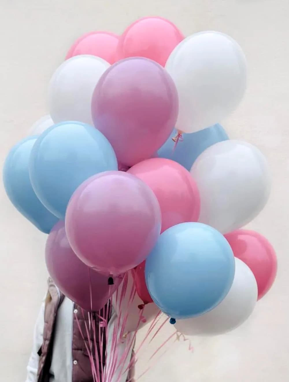25 шаров в пастельных тонах