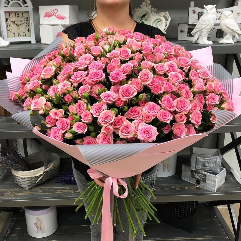 51 кустовая розовая роза — купить в Волгограде