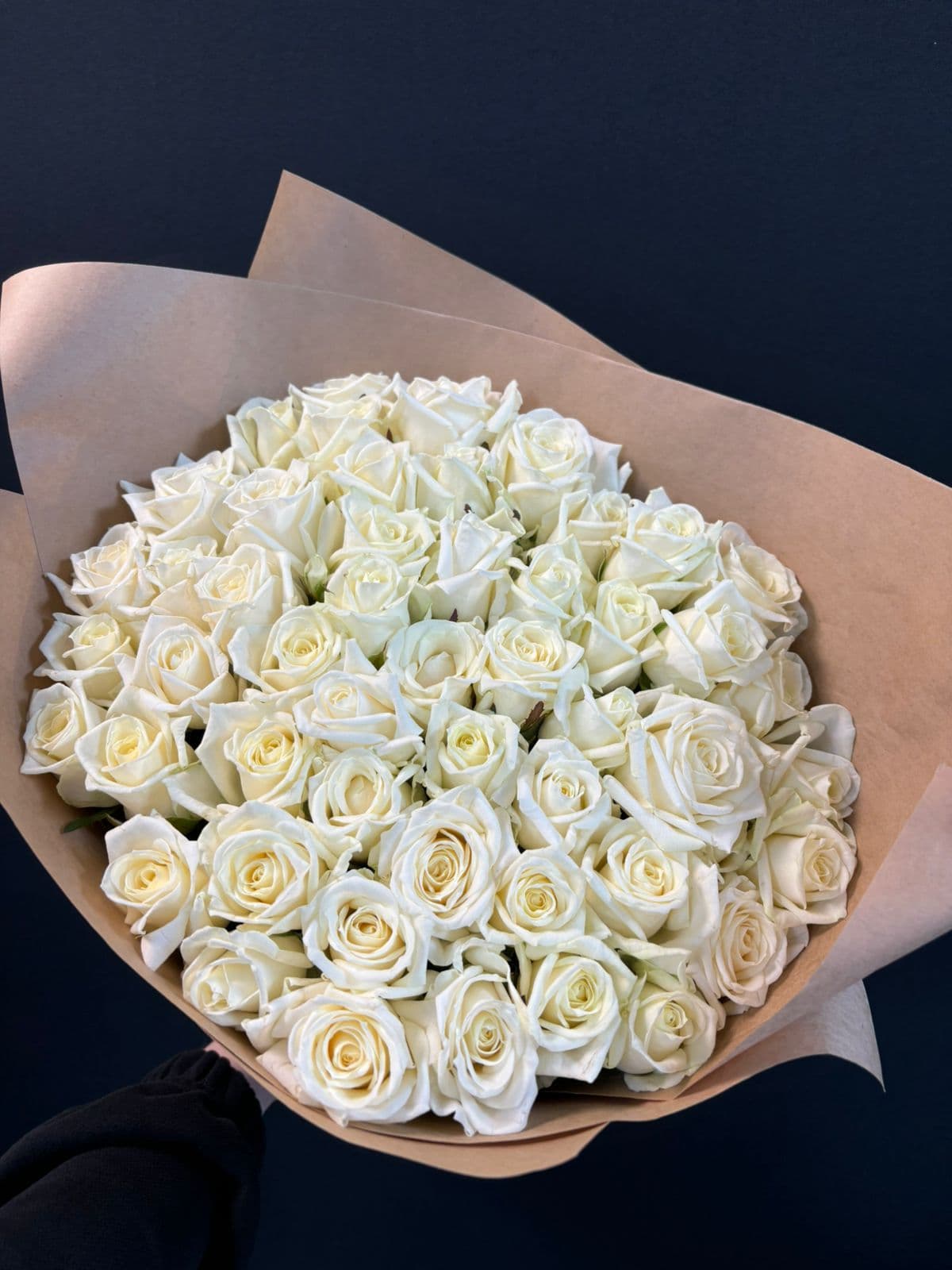 51 роза 40 см белая — фото 1 — купить в Краснодаре
