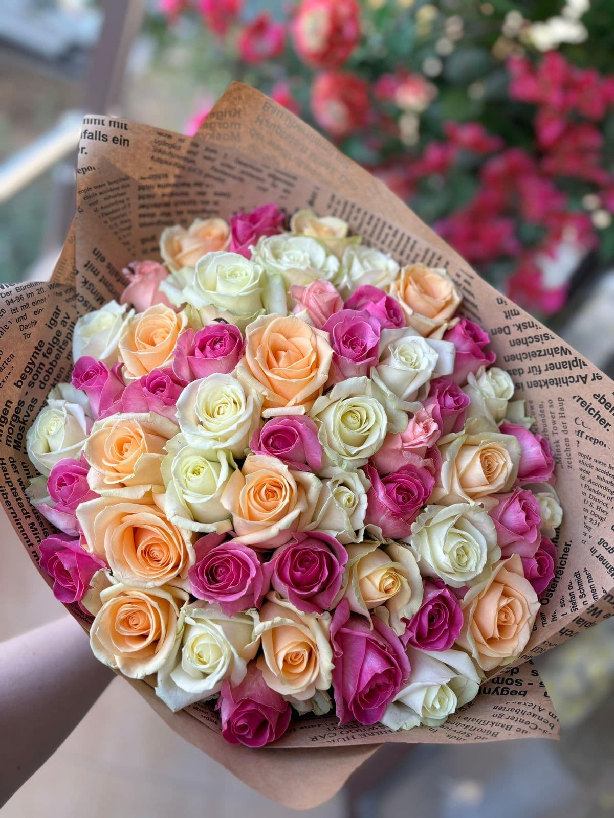 51 роза 40 см микс — купить в Краснодаре