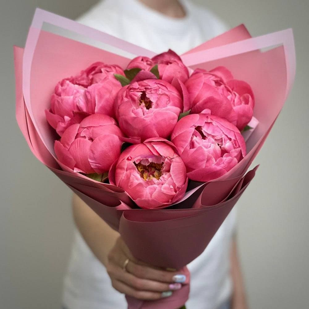 7 коралловых пионов — фото 1 — купить в Сочи