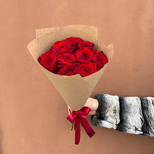 9 красных роз — фото 2 — купить в Краснодаре — фото 2