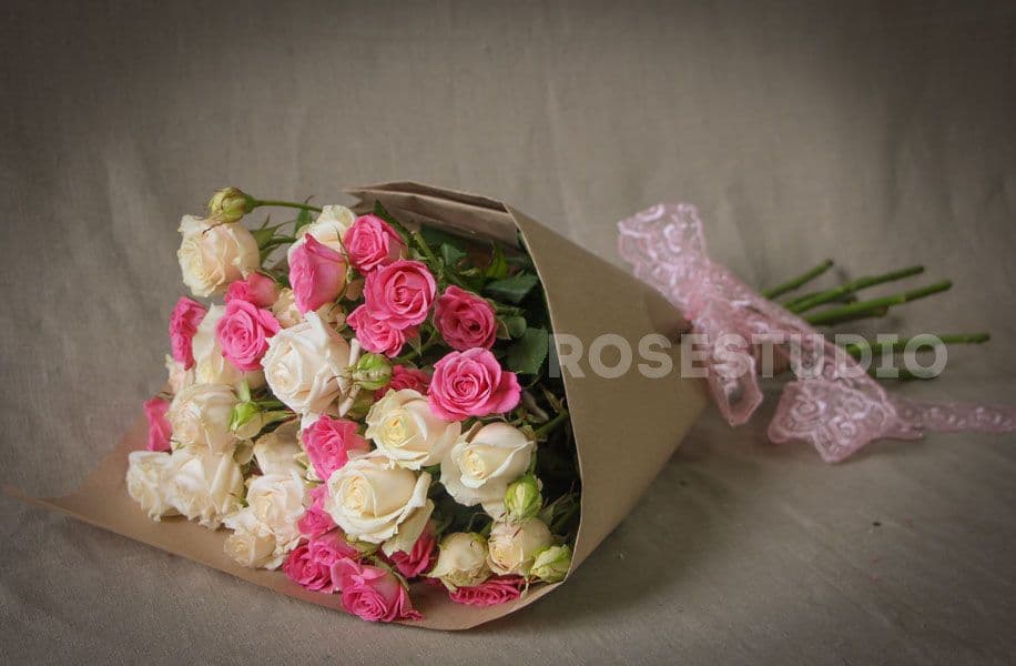 9 кустовых роз — купить в Краснодаре — фото 2