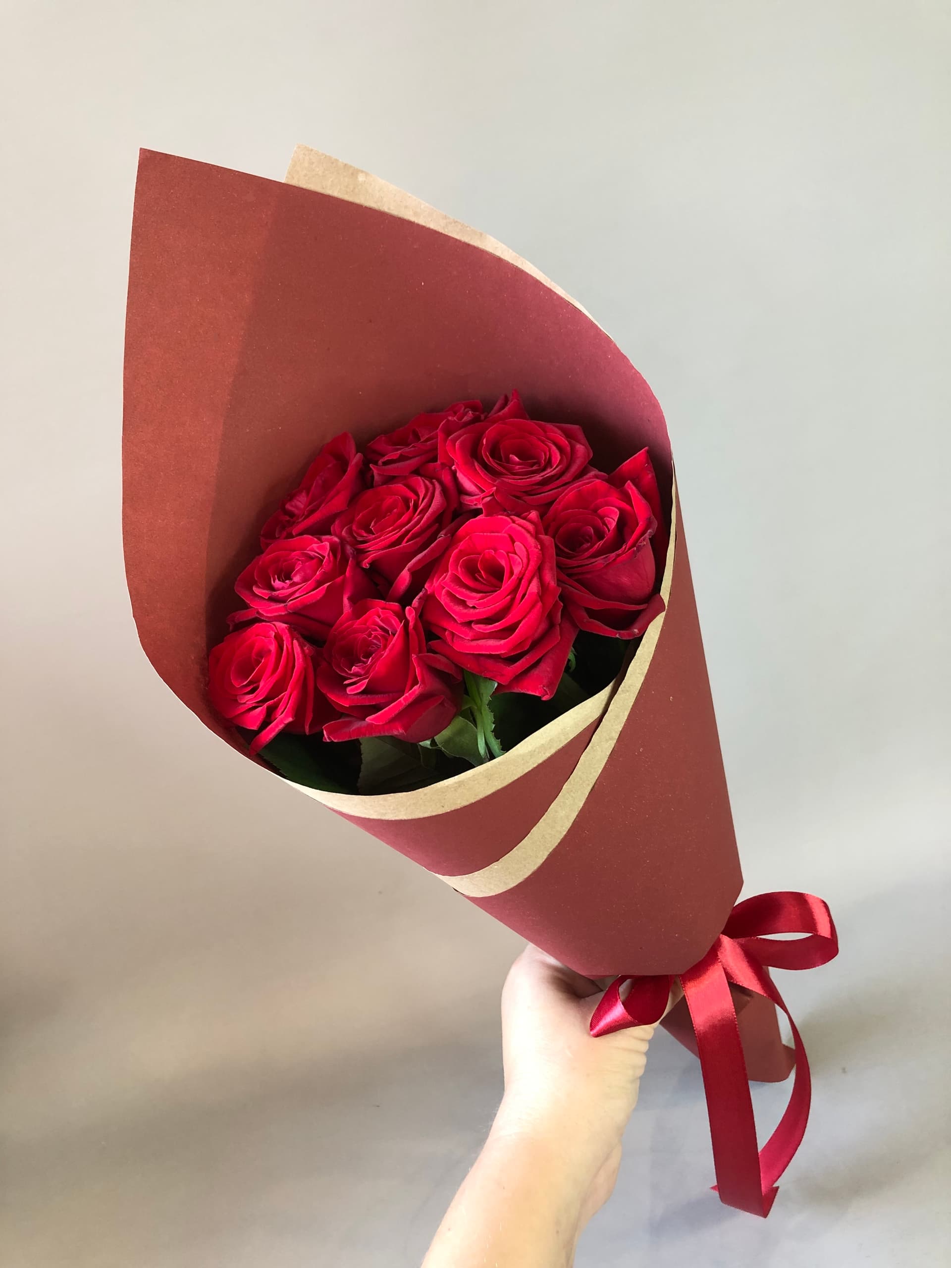 9 роз 40 см