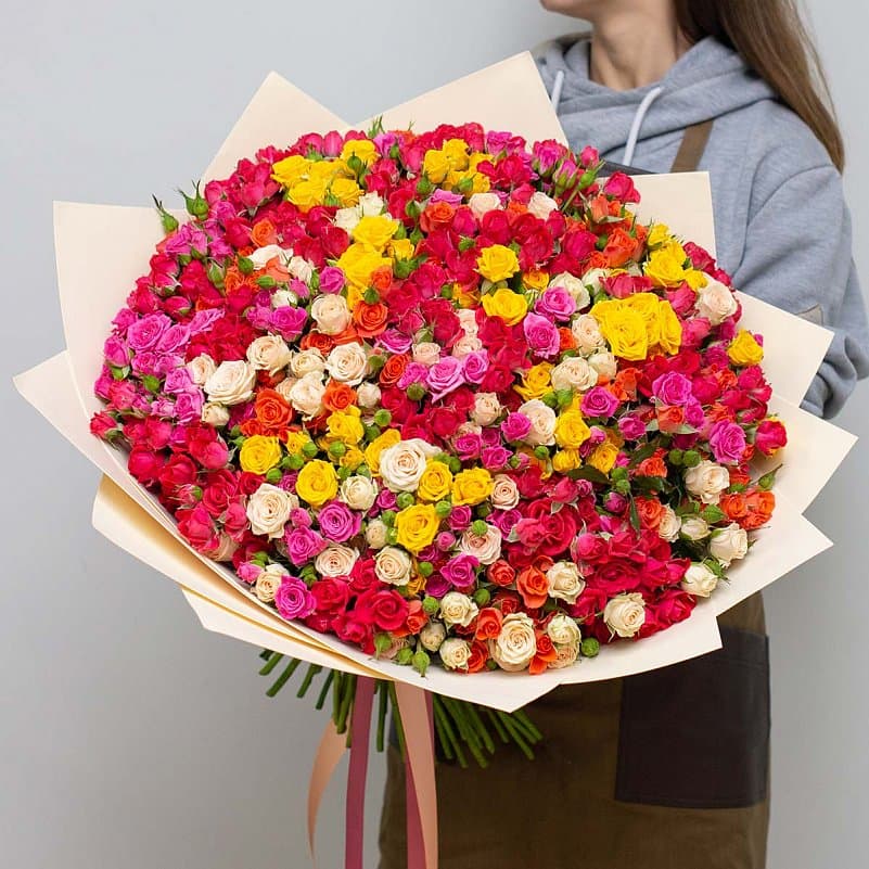 101 разноцветная кустовая роза — купить в Ростове-на-Дону