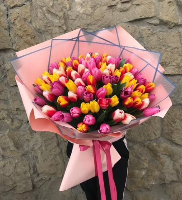 Микс из 101 тюльпана