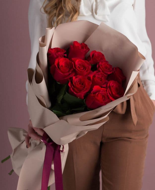 Букет 11 роз Эквадор — купить в Волгограде