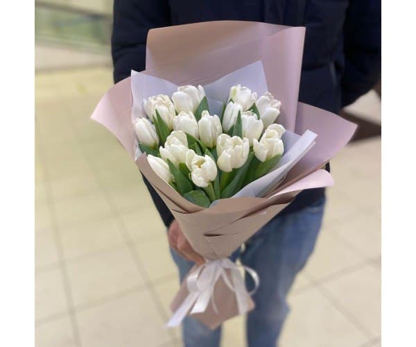 15 белых тюльпанов — купить в Ростове-на-Дону
