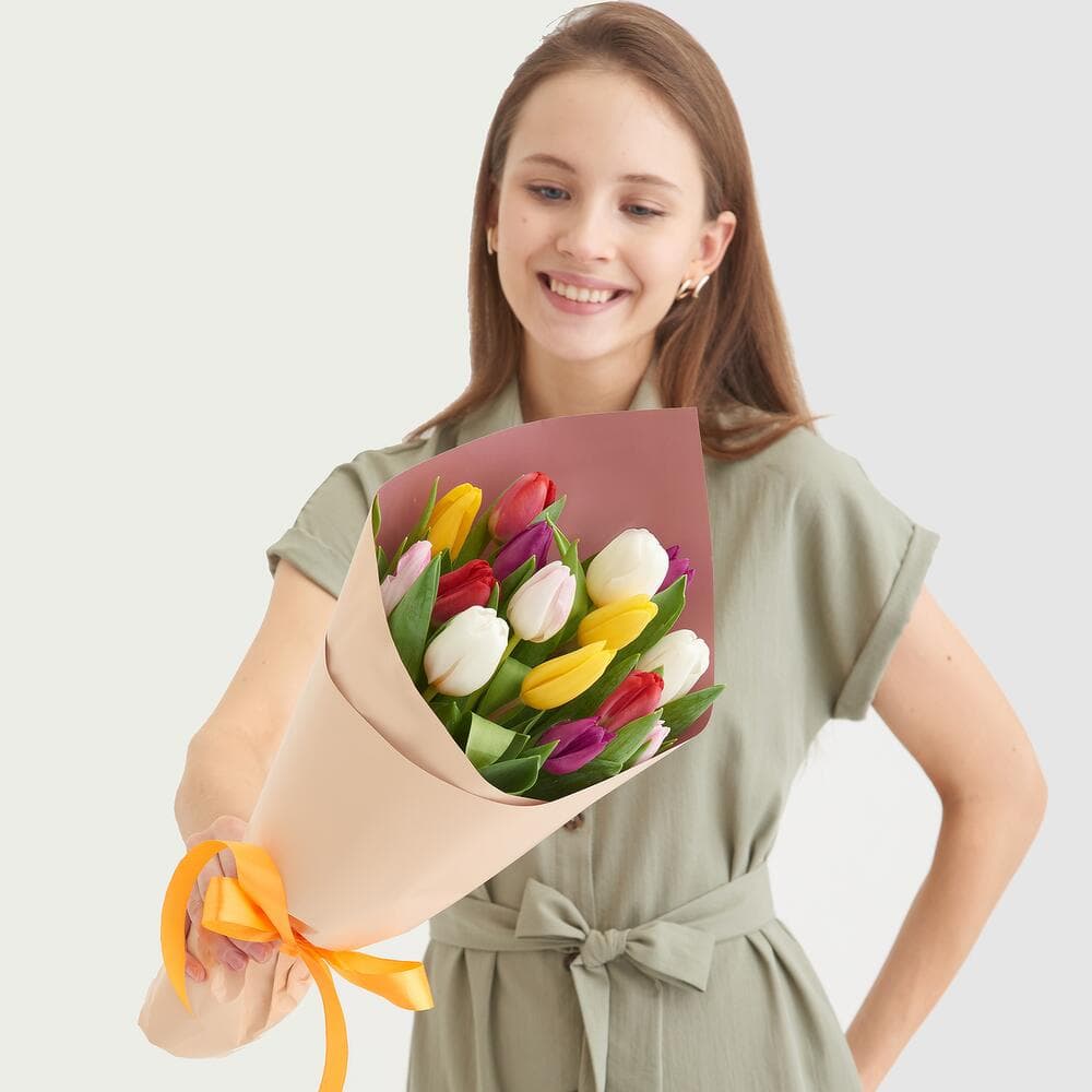 Букет 15 тюльпанов микс — купить в Ростове-на-Дону