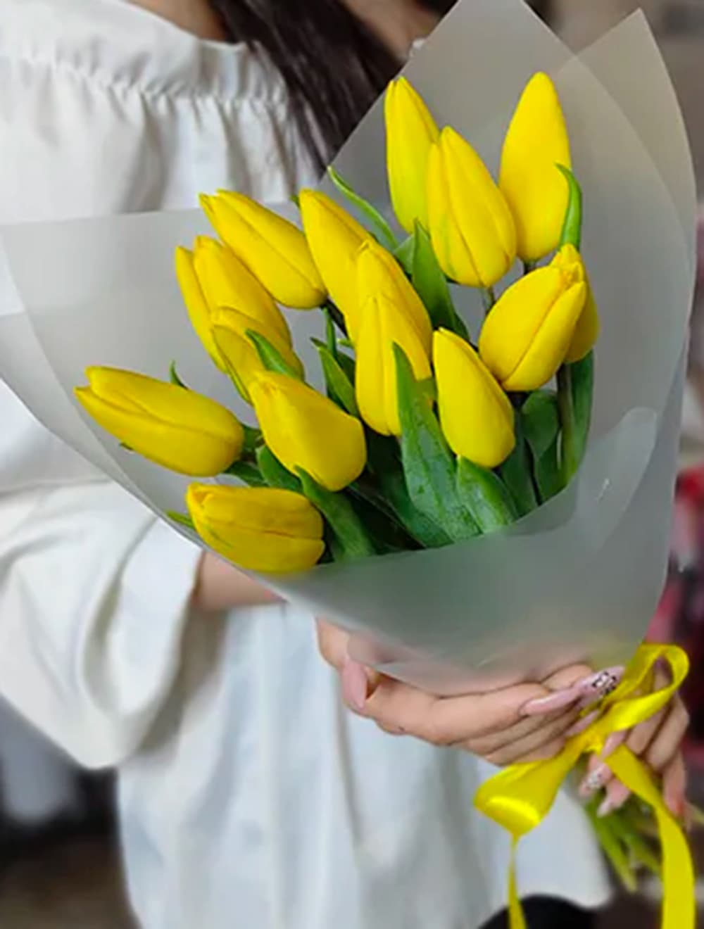 Букет из 15 желтых тюльпанов — купить в Ростове-на-Дону