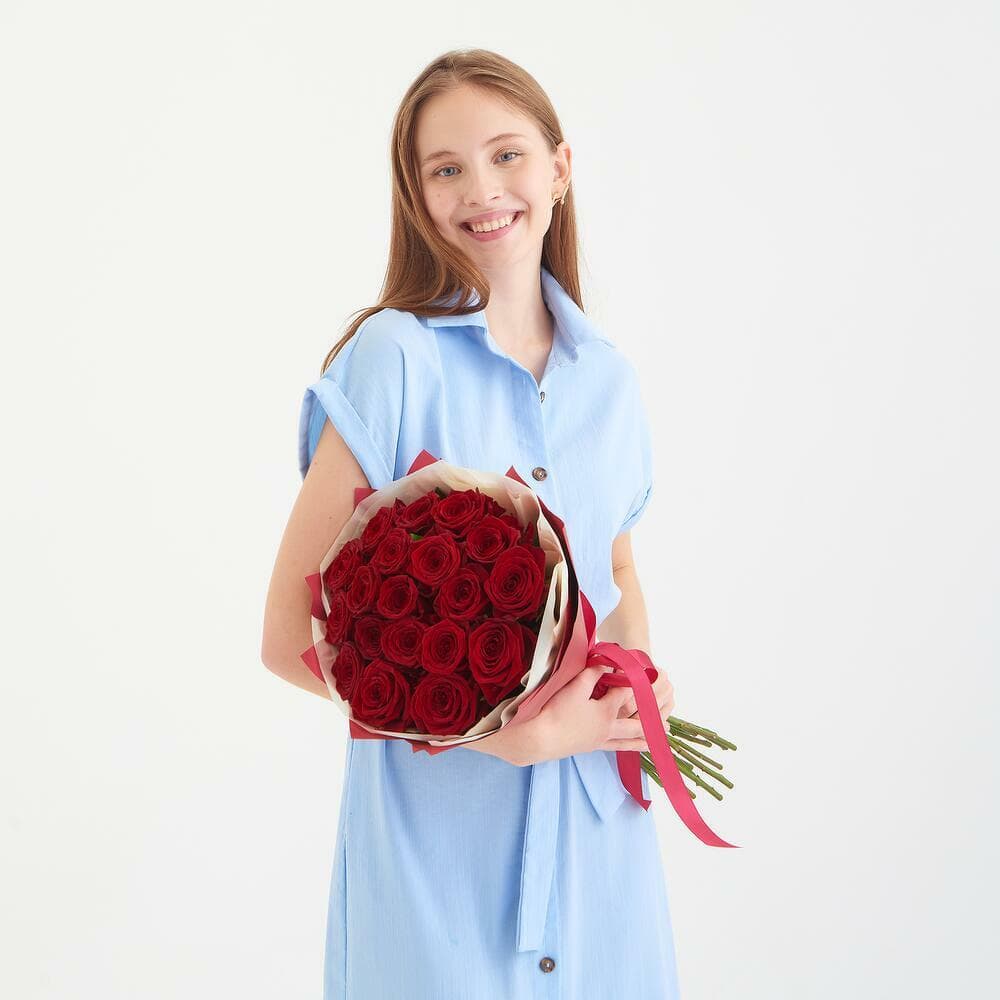 19 красных роз “Red Naomi” — купить в Ростове-на-Дону — фото 4