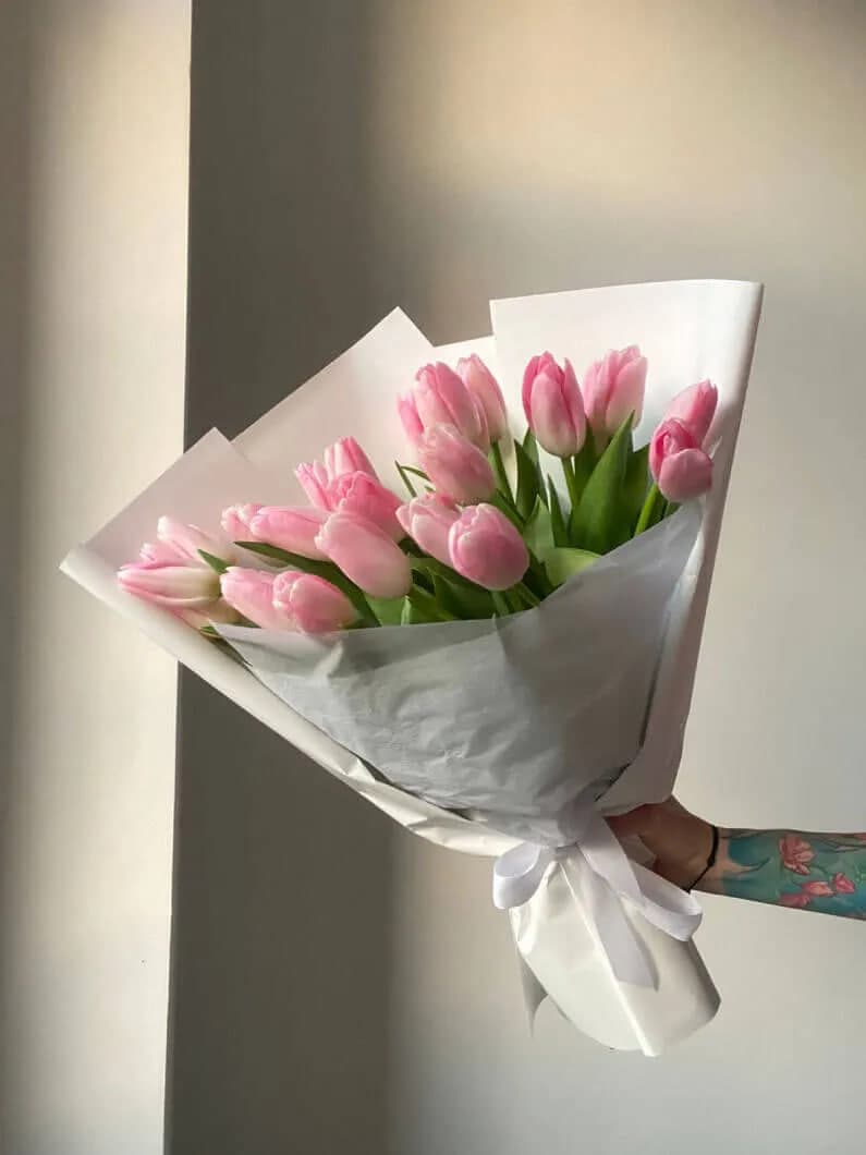 Букет из 31 тюльпана (цвет на выбор) — купить в Ростове-на-Дону