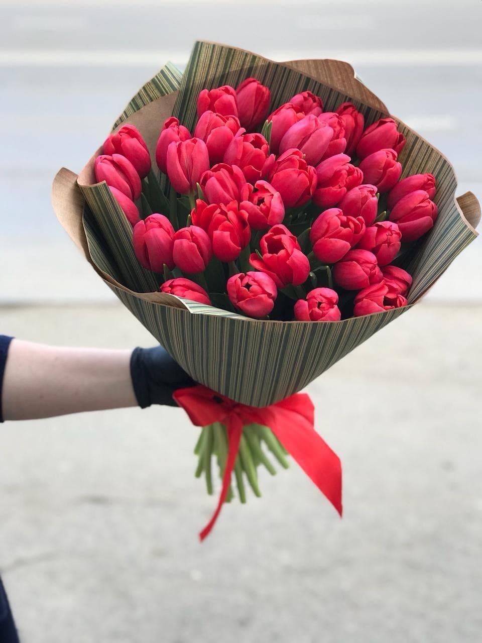 35 тюльпанов — купить в Ростове-на-Дону