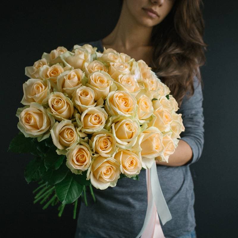 45 персиковых роз "Сказка" — купить в Ростове-на-Дону