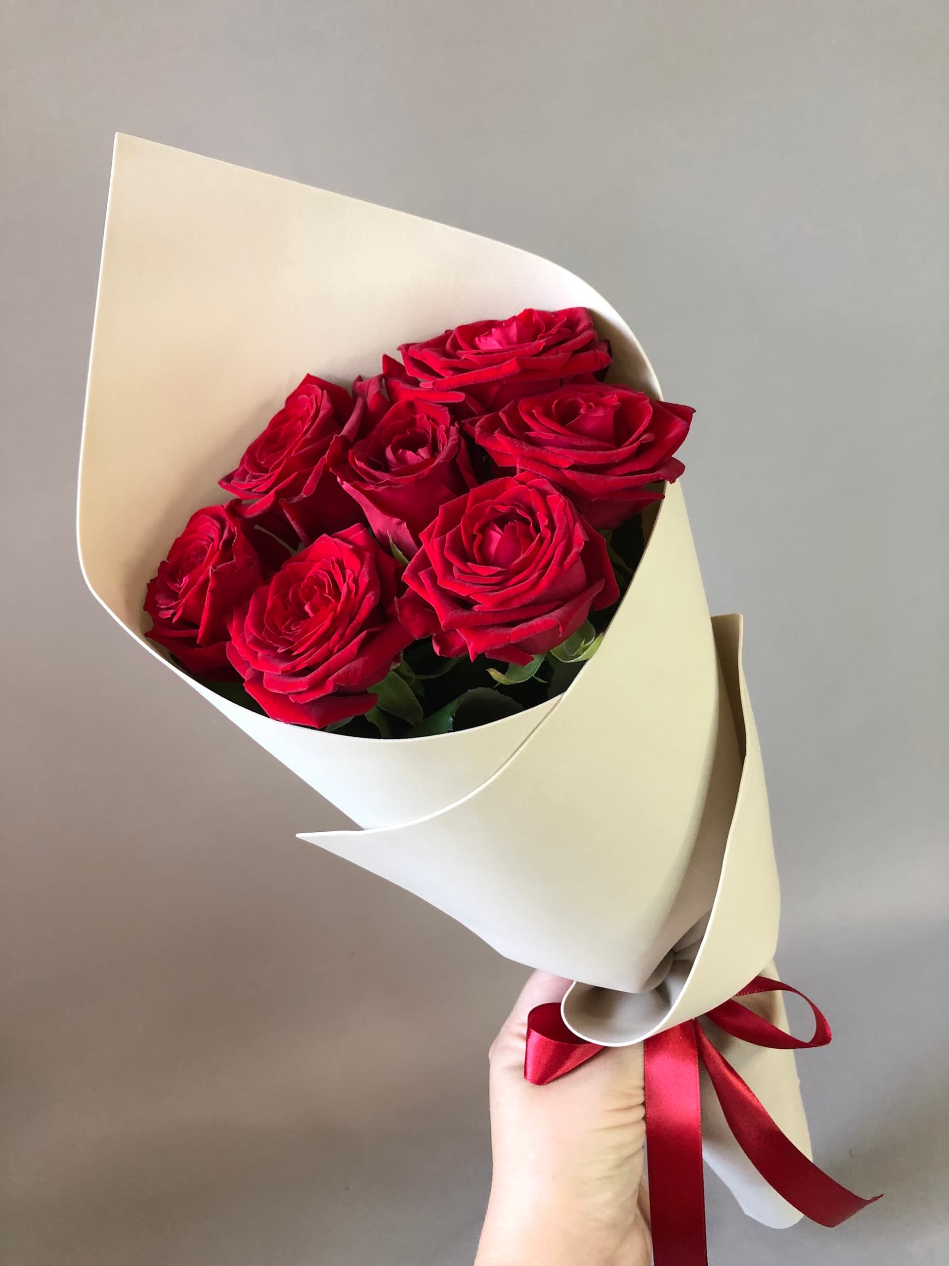 7 роз в фоамиране — купить в Сочи — фото 2