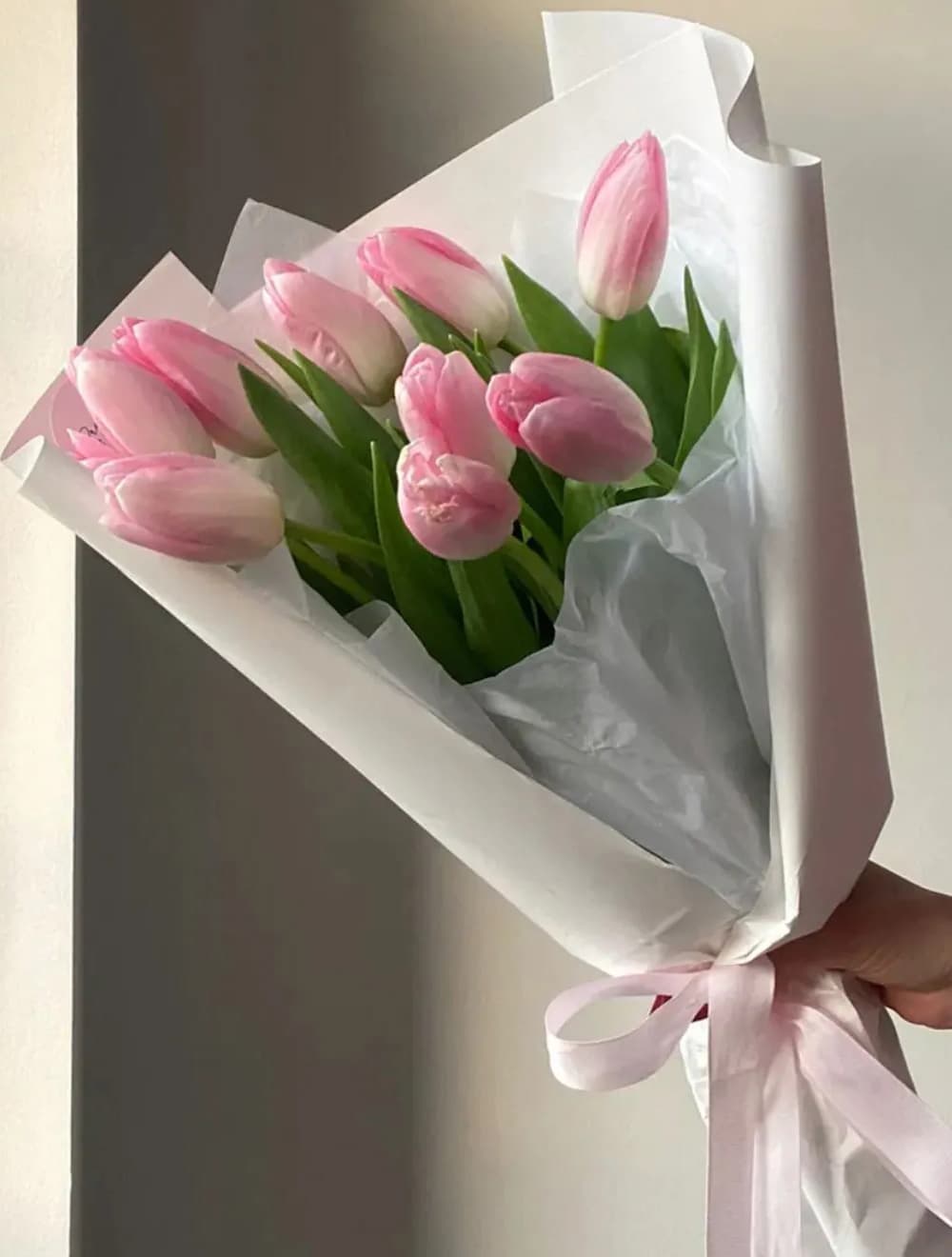 Букет из 9 тюльпанов (цвет на выбор)