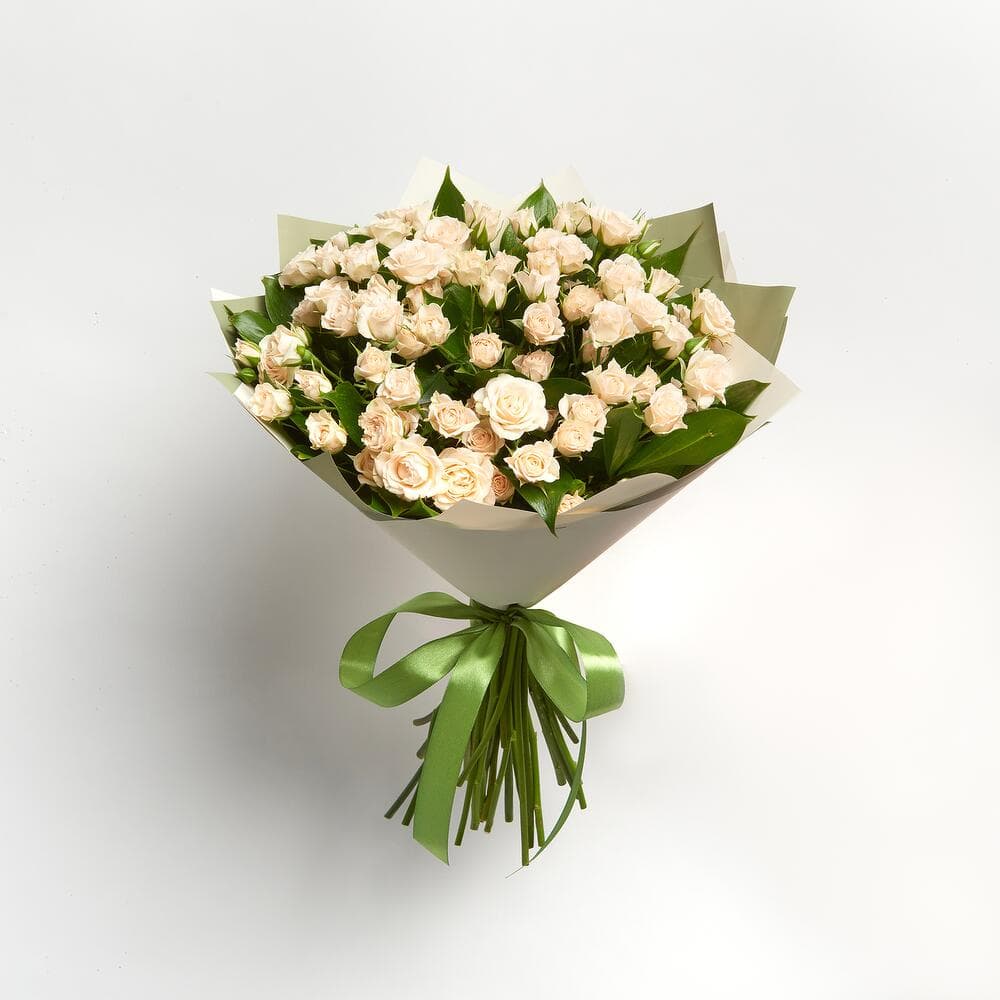Букет из 11 кремовых кустовых роз — фото 2 — купить в Краснодаре — фото 2