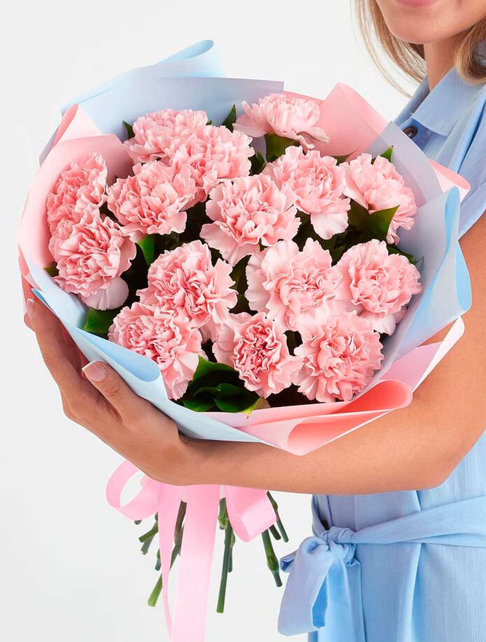 Букет из 15 диантусов (цвет на выбор) — фото 1 — купить в Сочи