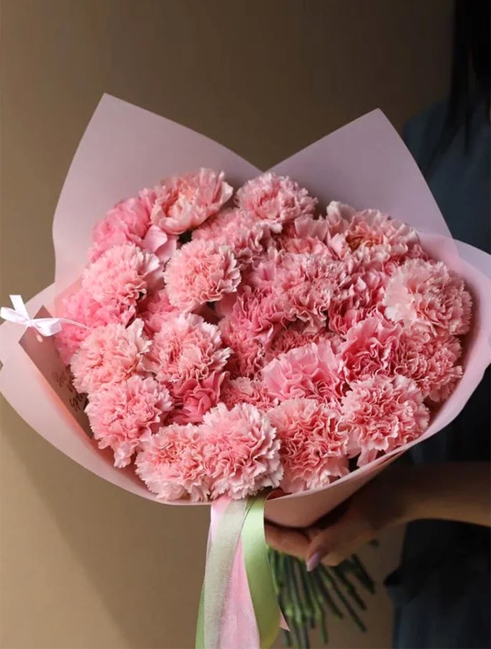 Букет из 25 диантусов (цвет на выбор) — купить в Сочи