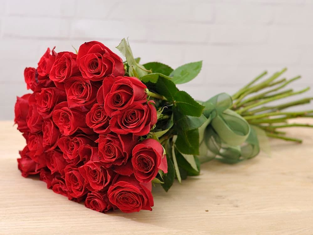 БУКЕТ ИЗ 25 КРАСНЫХ РОЗ — фото 3 — купить в Волгограде — фото 3