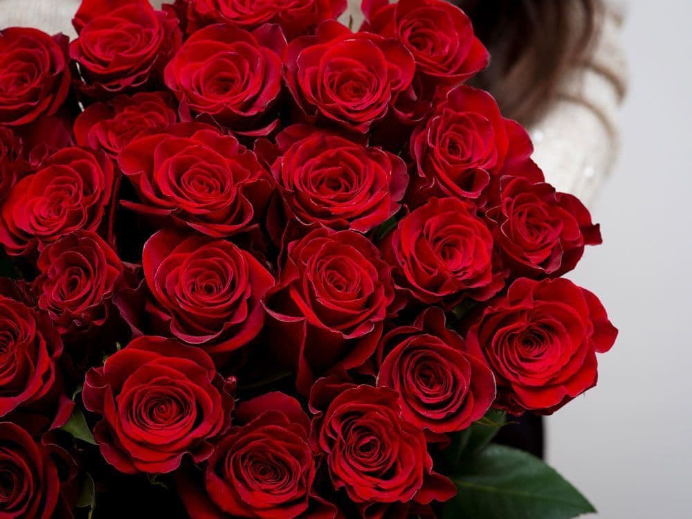 БУКЕТ ИЗ 25 КРАСНЫХ РОЗ — фото 4 — купить в Волгограде — фото 4