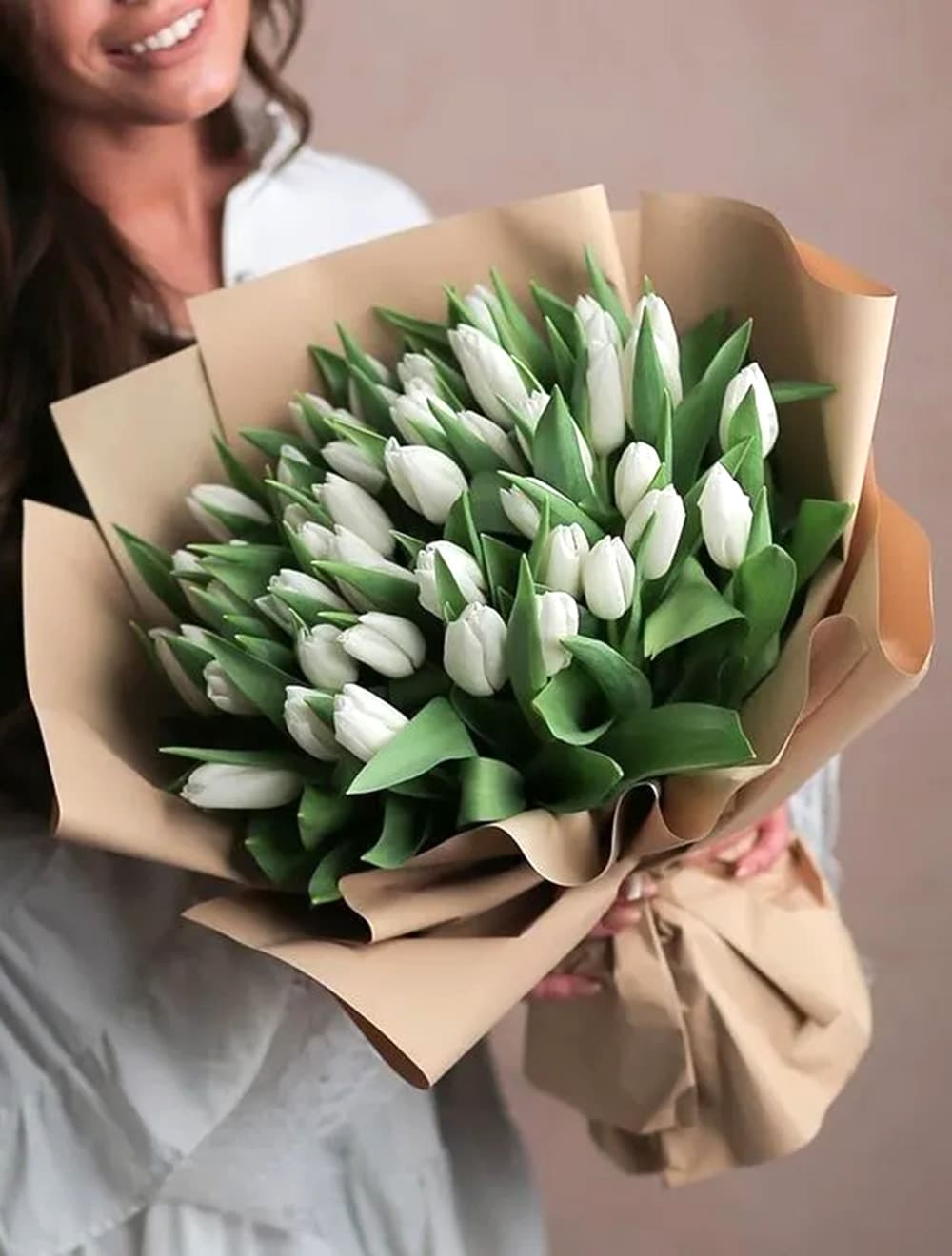 Букет из 51 белоснежного тюльпана (цвет на выбор)