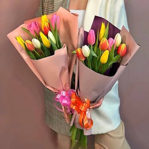 Букет из 9 тюльпанов: микс