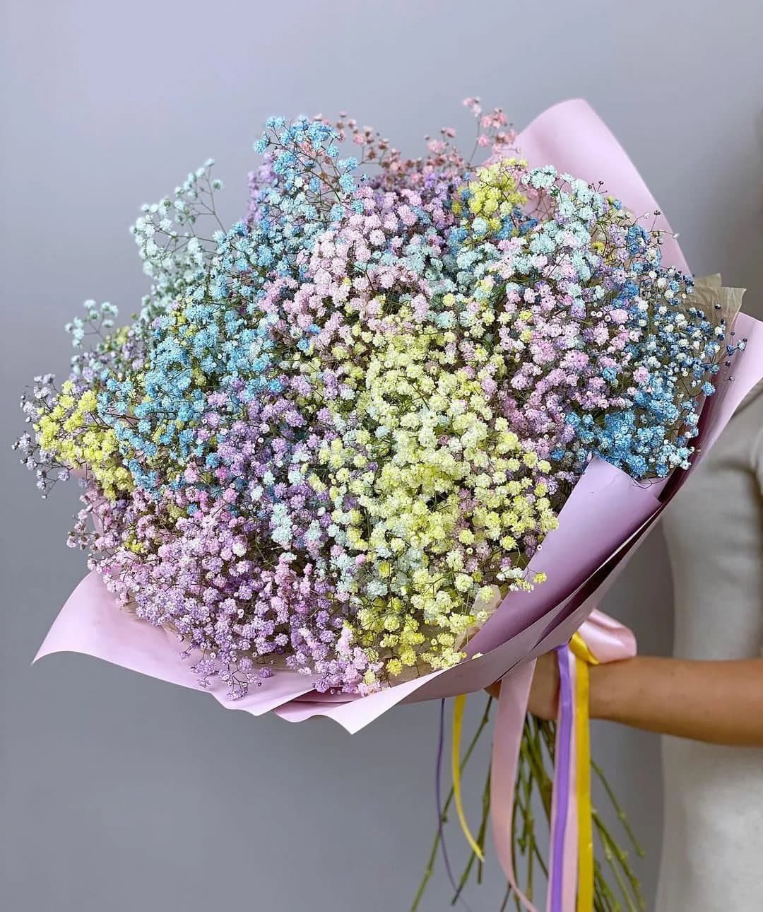 Букет из 9 веток радужной гипсофилы — купить в Краснодаре