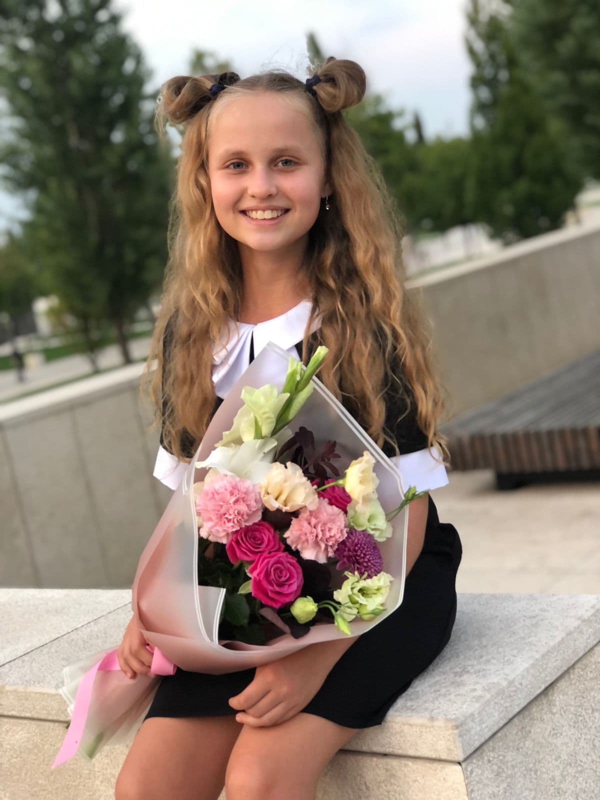 Букет учителю №3 — фото 2 — купить в Краснодаре — фото 2