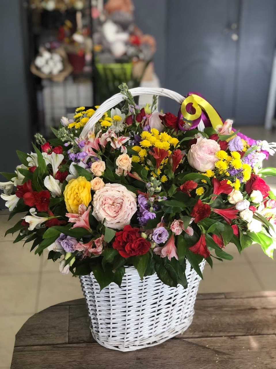 Корзина "Летние краски"