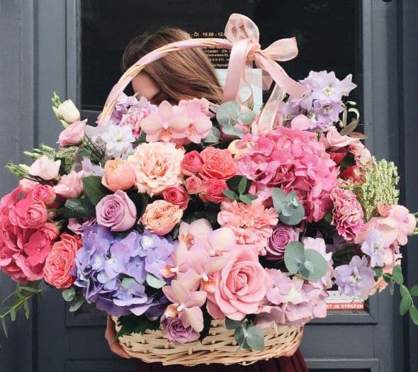 Корзина премиум с гортензией