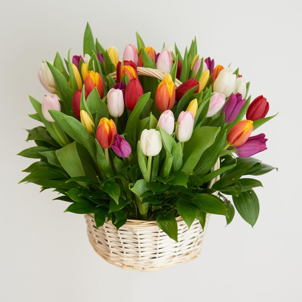 Корзина ярких тюльпанов — фото 4 — купить в Волгограде — фото 4