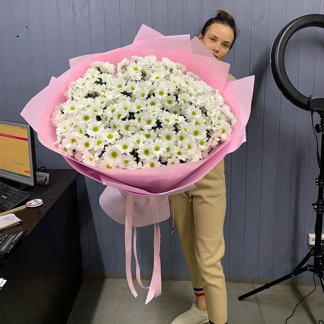 Макси букет из хризантем — купить в Краснодаре