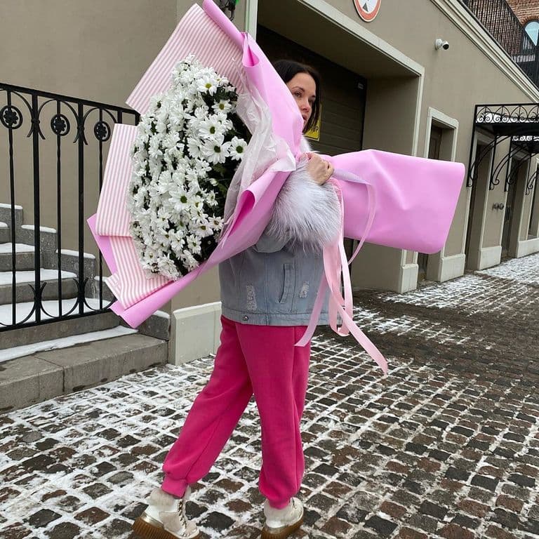 МАКСИ БУКЕТ ИЗ ХРИЗАНТЕМ — фото 2 — купить в Волгограде — фото 2