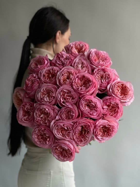 Монобукет 25 роз Pink Xpression — купить в Волгограде