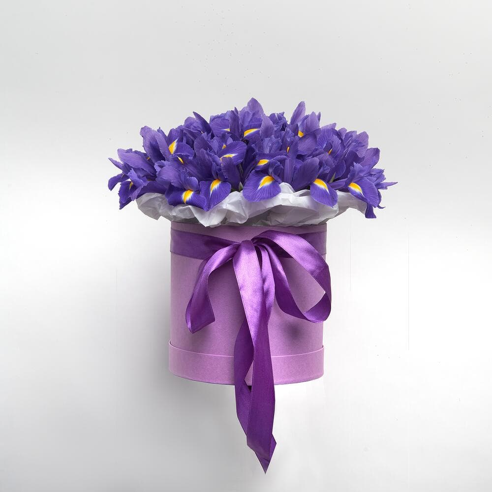 Шляпная коробка с ирисами — фото 3 — купить в Волгограде — фото 3