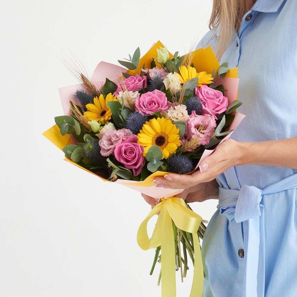 Стильный букет с герберой
