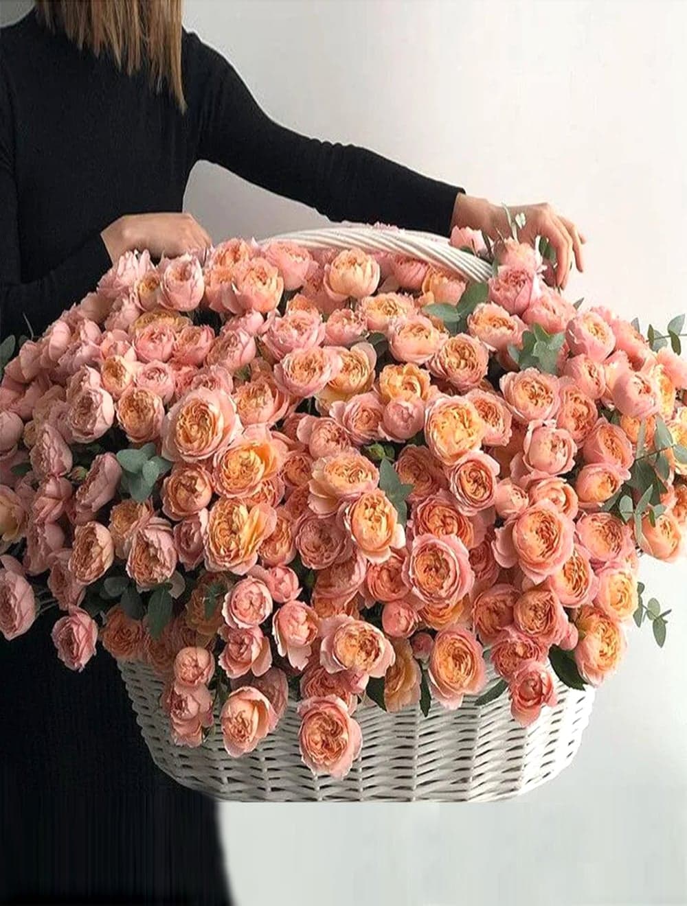 WOW-корзина из розы Джульетта