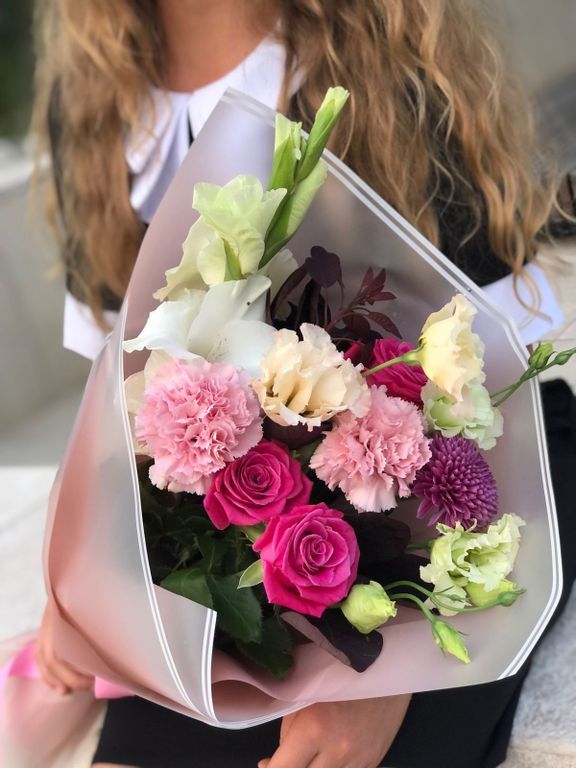 Букет на 1 сентября Краснодар: свежие цветы для школы